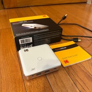 KODAK LUMA 150 Portable Wireless Projector- ONLY USED ONCE